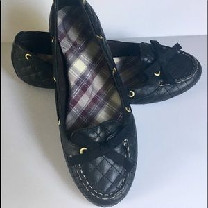 Sperry quilted Navy loafers.
